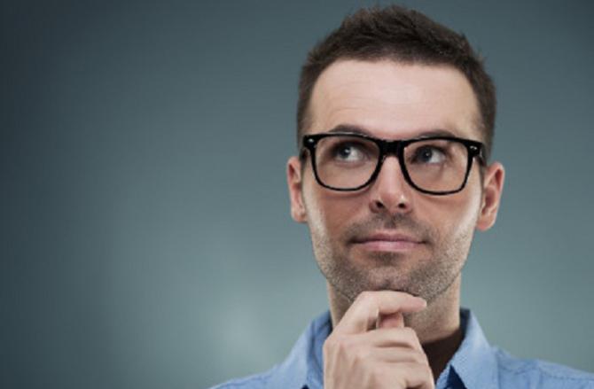 انسان کی فطرت ہے کہ وہ اوروں سے دب کر رہنا نہیں چاہتا۔ تصویر: پی ٹی آئی